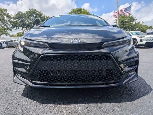 Used 2023 Toyota Corolla SE w/ SE Premium Package FWD image 9