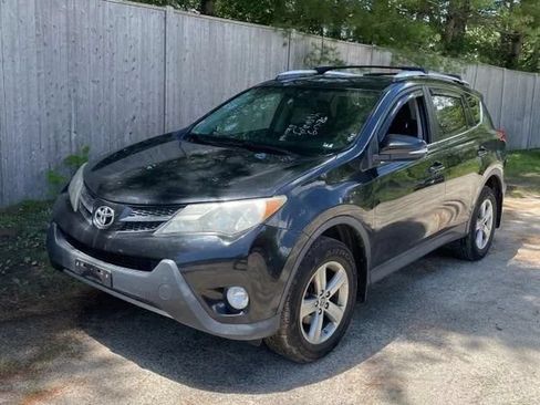 Used 2015 Toyota RAV4 XLE AWD/4WD image 1