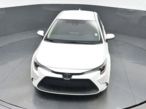 Used 2022 Toyota Corolla LE image 28
