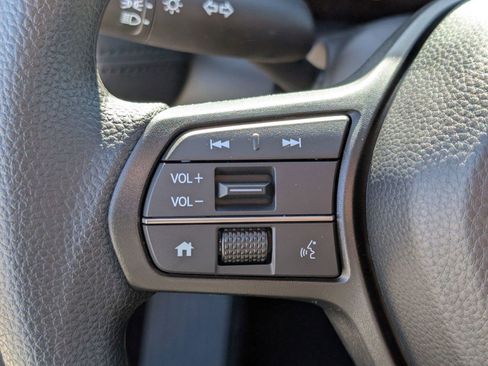 New 2026 Honda HR-V LX image 17