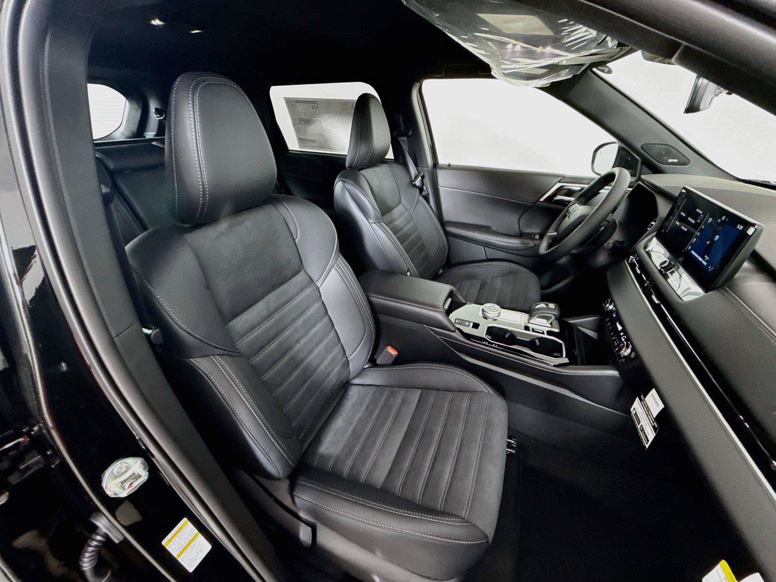 New 2026 Mitsubishi Outlander SE FWD image 25