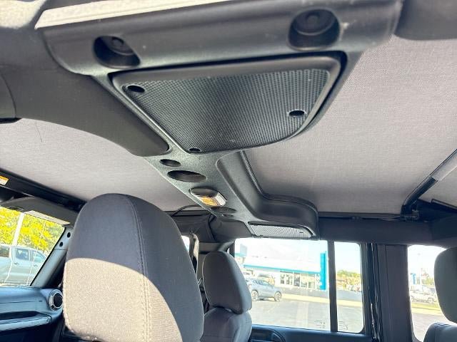 Used 2018 Jeep Wrangler Unlimited Sport AWD/4WD image 23