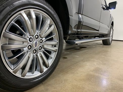 Used 2024 Ford F150 Platinum w/ Equipment Group 703A Plus image 10