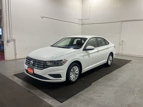 Used 2019 Volkswagen Jetta S FWD image 1