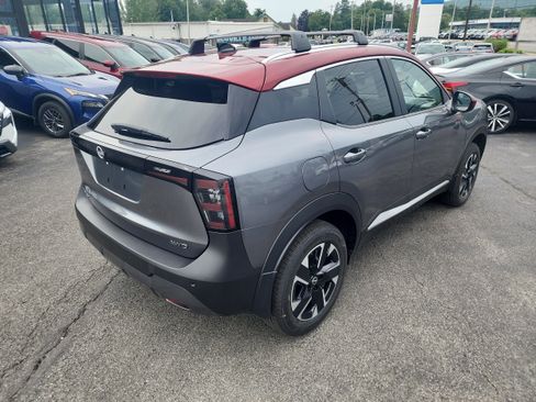 New 2026 Nissan Kicks SV AWD/4WD image 8
