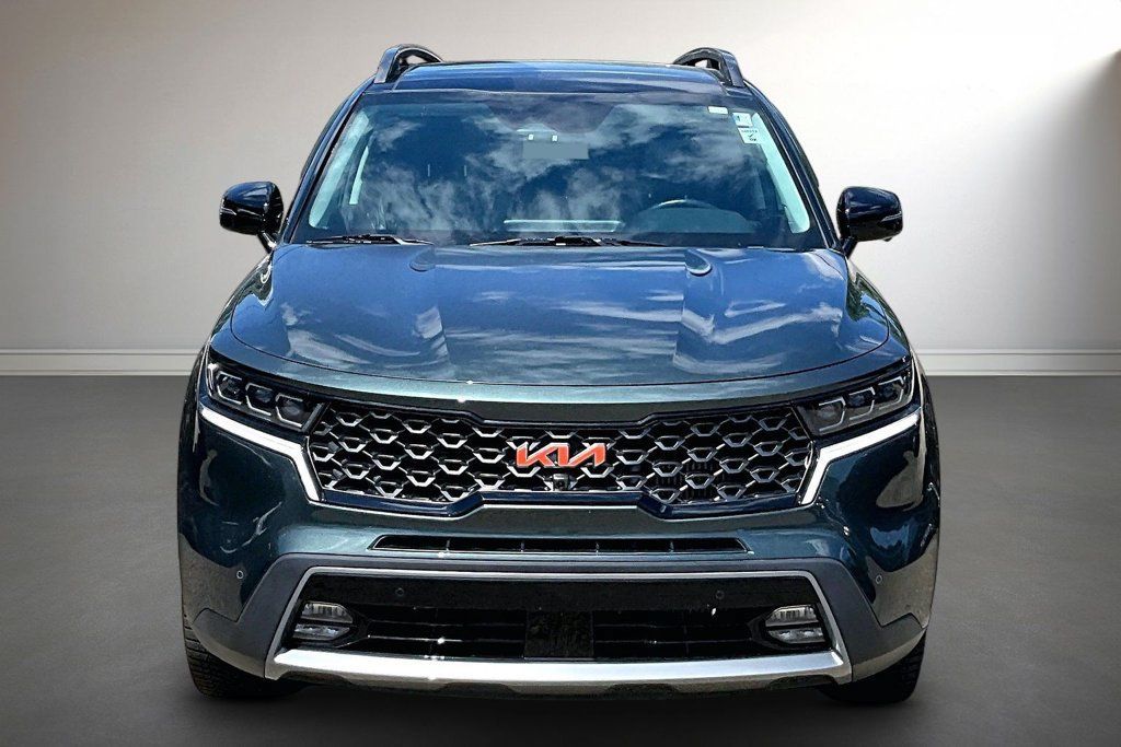 Used 2022 Kia Sorento SX Prestige AWD/4WD image 2