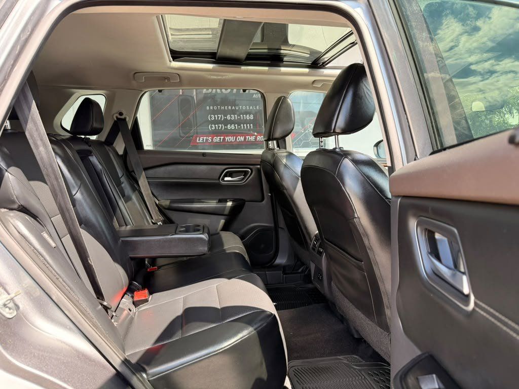 Used 2021 Nissan Rogue SV w/ Premium Package AWD/4WD image 27