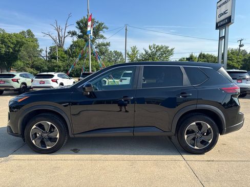 Used 2024 Nissan Rogue SV FWD image 6