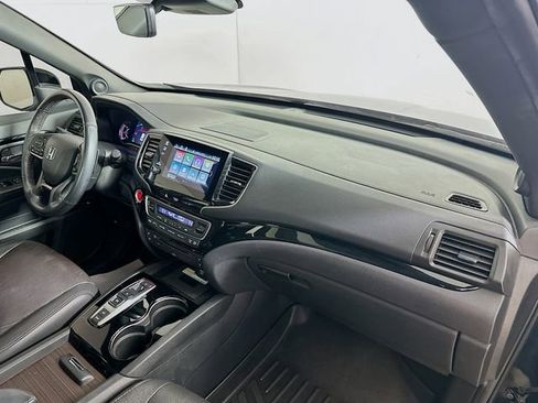 Used 2020 Honda Pilot Black Edition image 32
