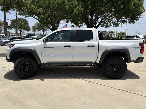 Used 2025 Chevrolet Colorado ZR2 w/ ZR2 Bison Edition AWD/4WD image 12