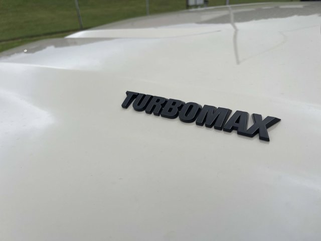 New 2026 Chevrolet Silverado 1500 Custom w/ Turbomax Blackout Package AWD/4WD image 12