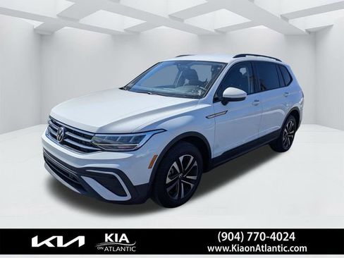 Used 2023 Volkswagen Tiguan S image 7