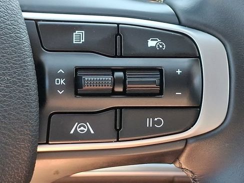 Certified 2025 Kia Sportage EX AWD/4WD image 23