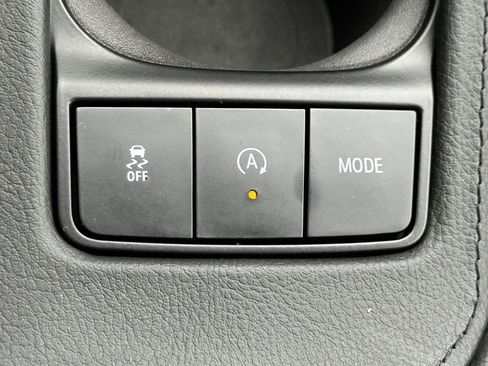 Certified 2025 Cadillac XT4 Premium Luxury image 29