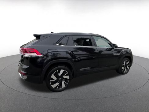 Used 2025 Volkswagen Atlas Cross Sport SE image 15