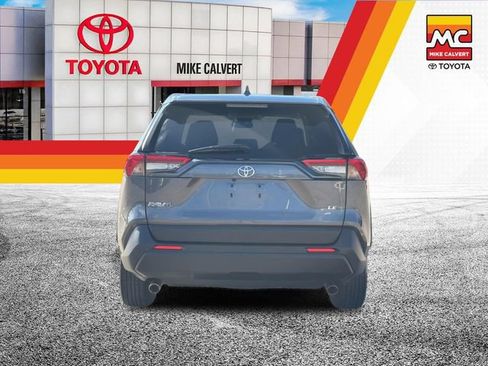 Used 2025 Toyota RAV4 LE FWD image 4