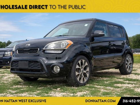 Used 2013 Kia Soul ! FWD image 1