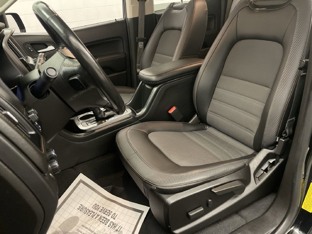 Used 2021 GMC Canyon AT4 w/ Driver Alert Package AWD/4WD image 12