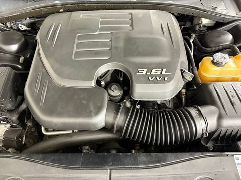 Used 2012 Dodge Charger SE image 36