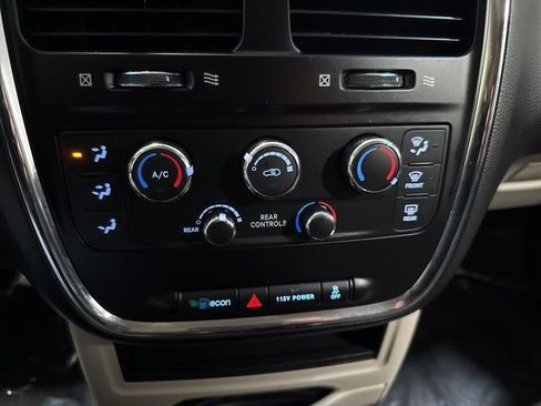 Used 2017 Dodge Grand Caravan SE w/ Power Window Group FWD image 20