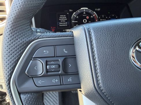 Used 2025 Toyota Sequoia Limited image 23