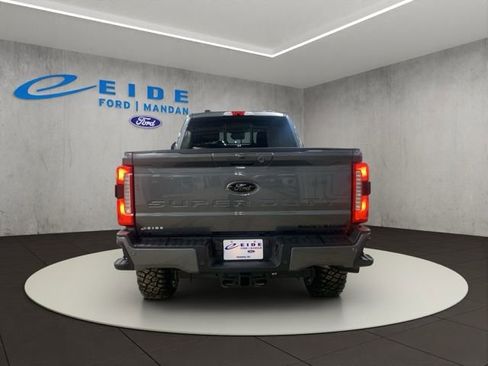 New 2026 Ford F250 Lariat w/ Black Appearance Package AWD/4WD image 5