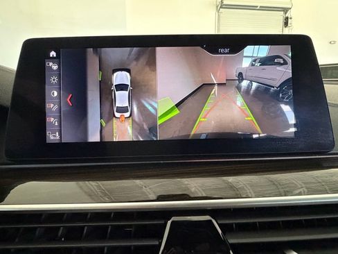 Used 2017 BMW 540i RWD image 25