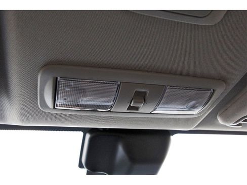 Certified 2024 Nissan Frontier SV image 25