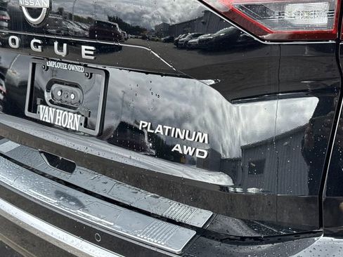 New 2026 Nissan Rogue Platinum w/ Platinum Premium Package image 36