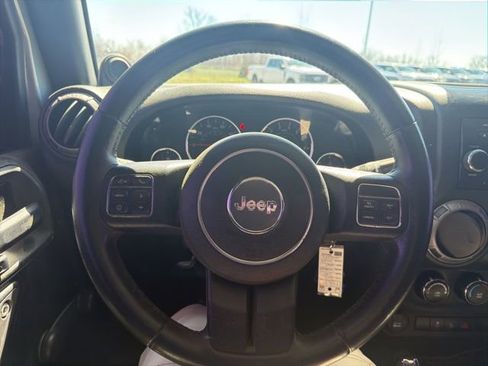 Used 2013 Jeep Wrangler Unlimited Sport w/ Connectivity Group image 31