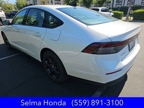 Certified 2025 Honda Accord SE image 6