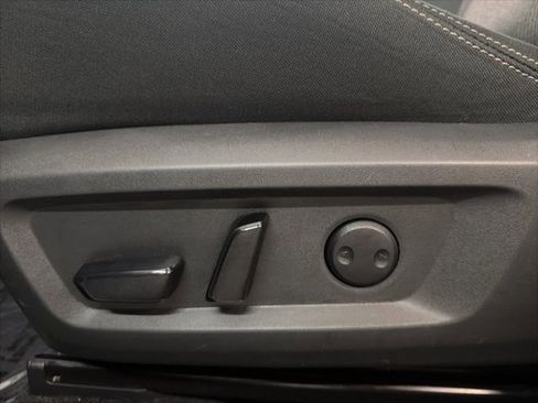 Used 2024 Nissan Rogue SV image 14