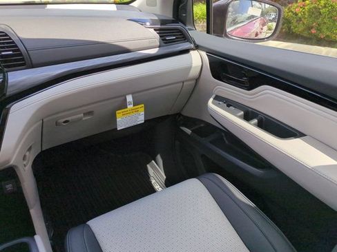 New 2026 Honda Odyssey Elite image 15