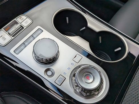 New 2026 Genesis GV70 2.5T image 23