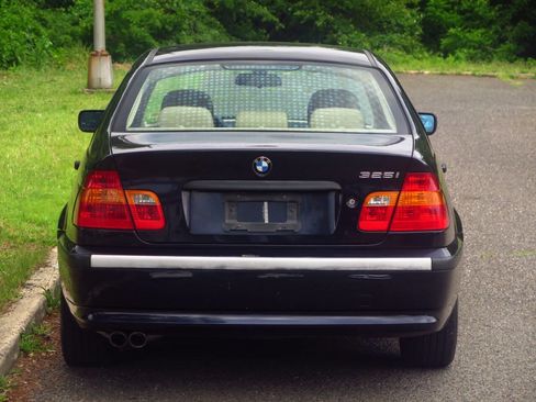 Used 2005 BMW 325i Sedan RWD image 20