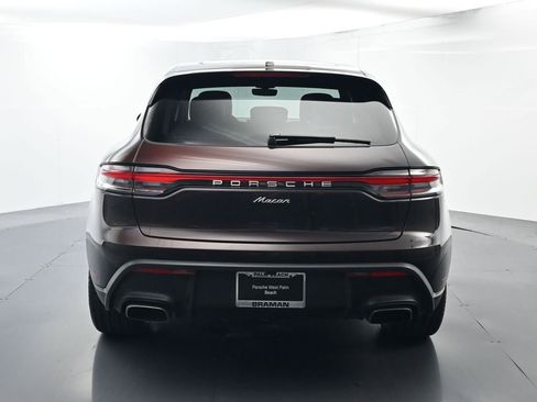 Certified 2023 Porsche Macan image 12