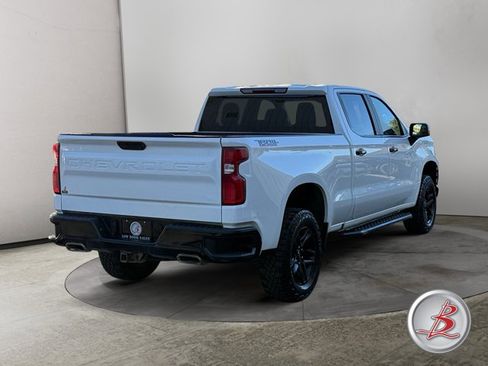 Used 2020 Chevrolet Silverado 1500 LT Trail Boss w/ Convenience Package AWD/4WD image 7
