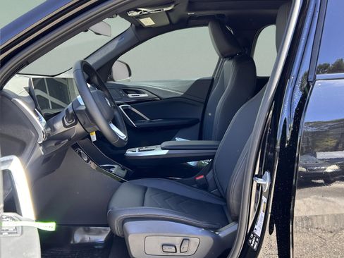 New 2026 BMW X2 xDrive28i w/ Convenience Package image 23