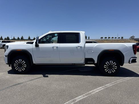 New 2026 GMC Sierra 2500 Denali Ultimate w/ Max Trailering Package AWD/4WD image 5
