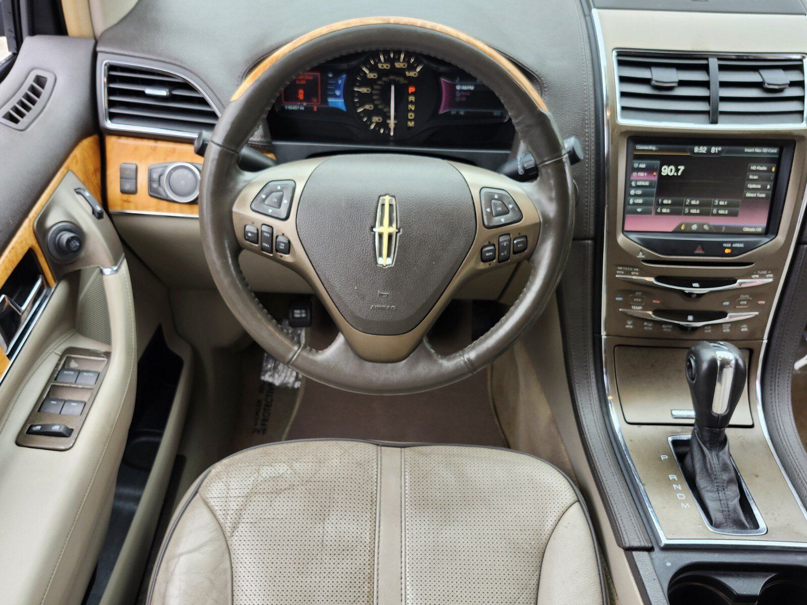 Used 2011 Lincoln MKX 2WD w/ 102A Rapid Spec Order Code image 4