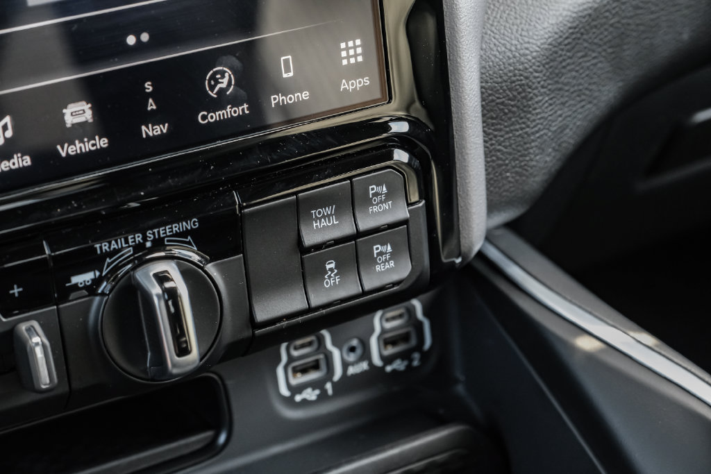 Used 2023 RAM 1500 Big Horn AWD/4WD image 37