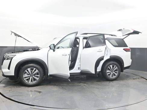 New 2026 Nissan Pathfinder SL FWD image 43