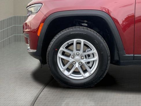 New 2025 Jeep Grand Cherokee L Laredo image 48