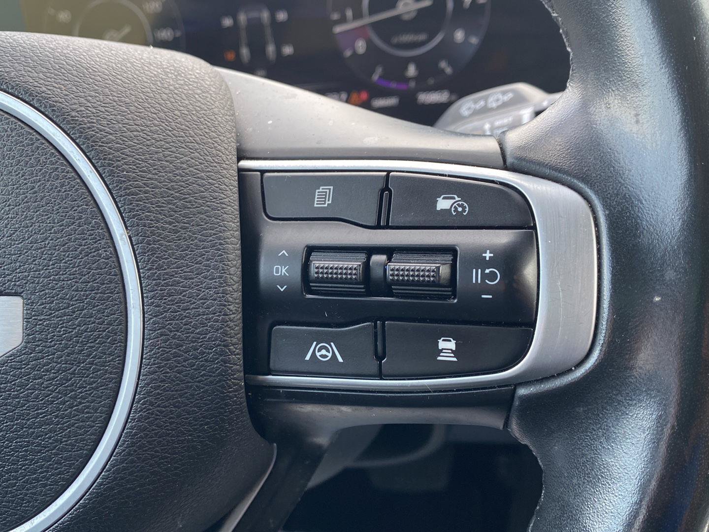 Used 2023 Kia Sportage SX FWD image 18