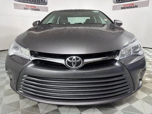 Used 2016 Toyota Camry LE image 8