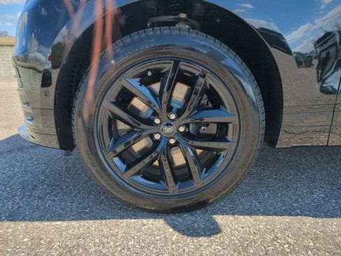 New 2026 Land Rover Range Rover Velar Dynamic SE image 21