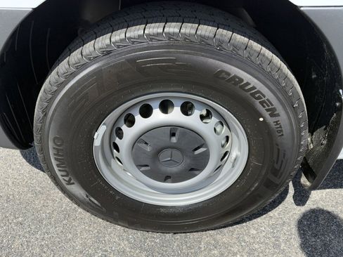 New 2025 Mercedes-Benz Sprinter 2500 image 16