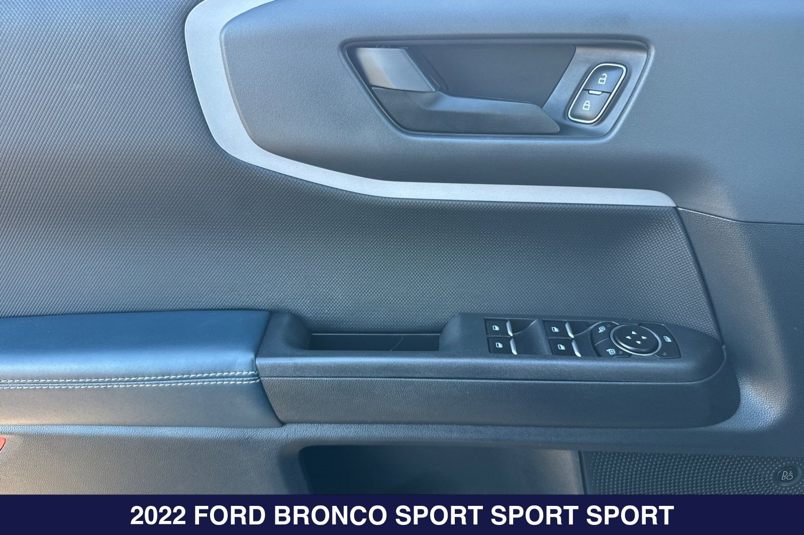Used 2022 Ford Bronco Sport Outer Banks w/ Tech Package AWD/4WD image 12