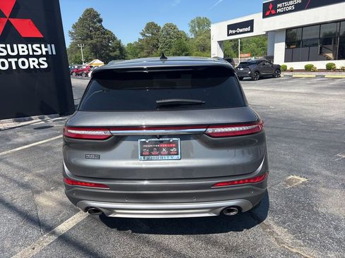 Used 2022 Lincoln Corsair AWD w/ Premium Package image 4