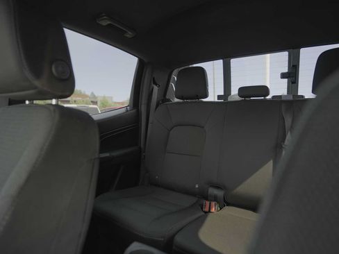 Used 2025 GMC Canyon Elevation AWD/4WD image 10
